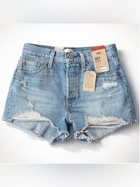 Levi’s 501 Original Distressed Denim Shorts NWT Size 30 High Rise Cutoff